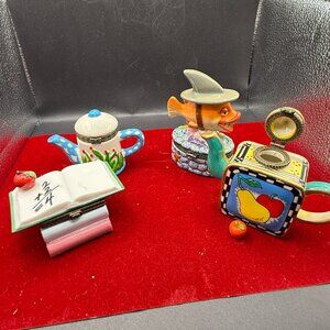 4 Trinket boxes